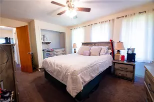 2835 S Schenley Ave, Youngstown, OH 44511 - Photo 9