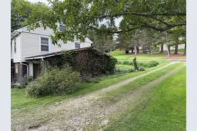 1898 Johnstown Road NE, Dover, OH 44622 - Photo 11