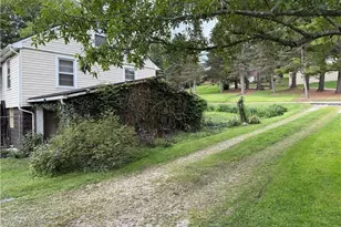 1898 Johnstown Rd NE, Dover, OH 44622 - Photo 11