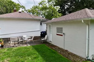 222 N Pershing Ave, Akron, OH 44313 - Photo 7