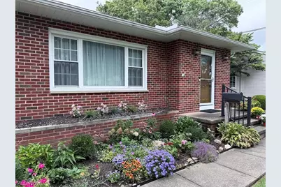 222 N Pershing Avenue, Akron, OH 44313 - Photo 3