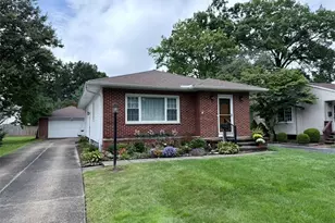222 N Pershing Ave, Akron, OH 44313 - Photo 1