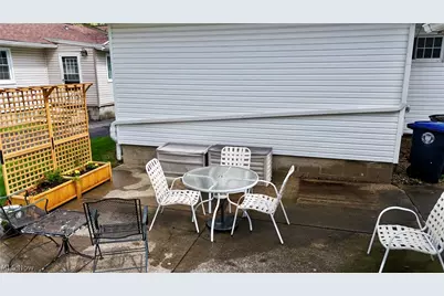 222 N Pershing Avenue, Akron, OH 44313 - Photo 25