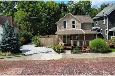 56 Charlotte Street, Akron, OH 44303 - Photo 1