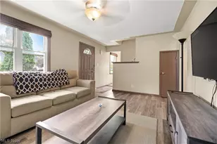 154 E Main St, Amherst, OH 44001 - Photo 11