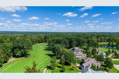 390 Club Drive W, Aurora, OH 44202 - Photo 49