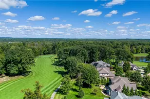 390 Club Dr W, Aurora, OH 44202 - Photo 49