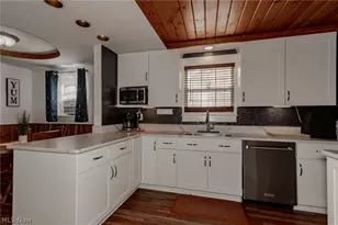 1701 Maple St, Wickliffe, OH 44092 - Photo 11