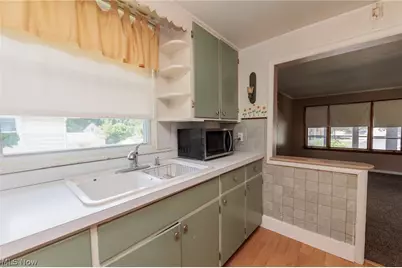 1211 California Avenue, Akron, OH 44314 - Photo 11