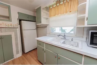 1211 California Avenue, Akron, OH 44314 - Photo 13