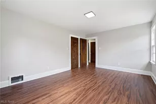 814 Crestview Ave, Akron, OH 44320 - Photo 29