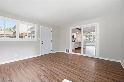 814 Crestview Avenue, Akron, OH 44320 - Photo 19
