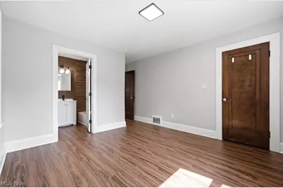 814 Crestview Avenue, Akron, OH 44320 - Photo 25