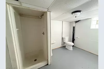 2140 12th Street, Akron, OH 44314 - Photo 15