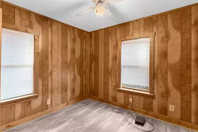 84 Prospect Street, Struthers, OH 44471 - Photo 11