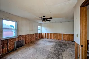 889 Brittney Ct, Willowick, OH 44095 - Photo 13