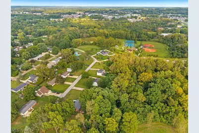 458 Derbyshire Road, Green, OH 44319 - Photo 35
