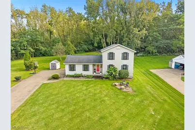 458 Derbyshire Road, Green, OH 44319 - Photo 3