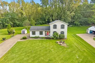458 Derbyshire Rd, Green, OH 44319 - Photo 3