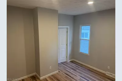 858 Forrest Drive, Akron, OH 44306 - Photo 11
