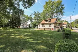 504 E Maple Ln, Ravenna, OH 44266 - Photo 5