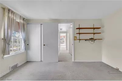 18219 Van Aken Boulevard, Huber Heights, OH 44122 - Photo 23