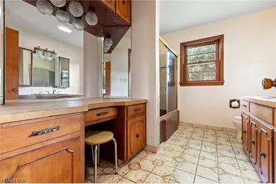 114 7th Street NE, Barberton, OH 44203 - Photo 21