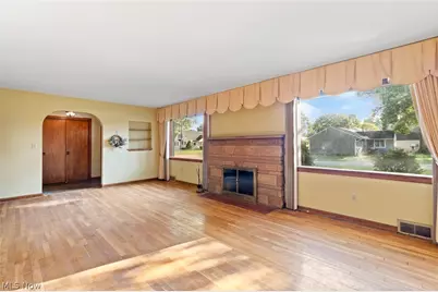 114 7th Street NE, Barberton, OH 44203 - Photo 7