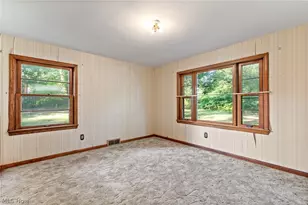 114 7th St NE, Barberton, OH 44203 - Photo 19
