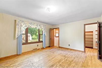 114 7th Street NE, Barberton, OH 44203 - Photo 15