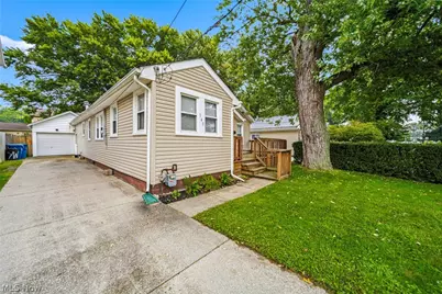 149 Traymore Boulevard, Eastlake, OH 44095 - Photo 19
