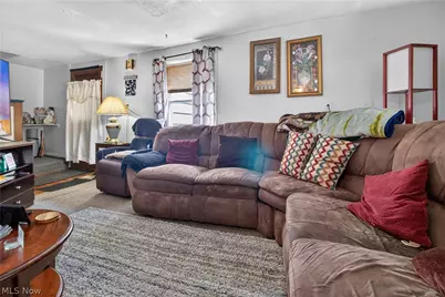 186 Parmely Avenue, Elyria, OH 44035 - Photo 5