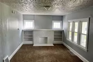 681 Moreley Ave, Akron, OH 44320 - Photo 3