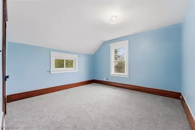 329 Girard Avenue NE, Canton, OH 44704 - Photo 23