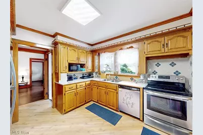 6201 Richville Drive SW, Navarre, OH 44662 - Photo 9
