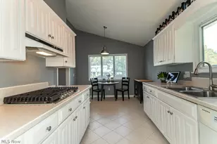 7085 Hoover Dr, Mentor, OH 44060 - Photo 21