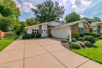7085 Hoover Drive, Mentor, OH 44060 - Photo 1