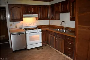 504 E Main St, East Palestine, OH 44413 - Photo 5