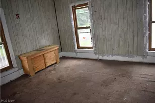 504 E Main St, East Palestine, OH 44413 - Photo 13