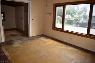 504 E Main St, East Palestine, OH 44413 - Photo 3