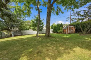 3397 Lotus Ln, Green Hills, OH 44131 - Photo 31
