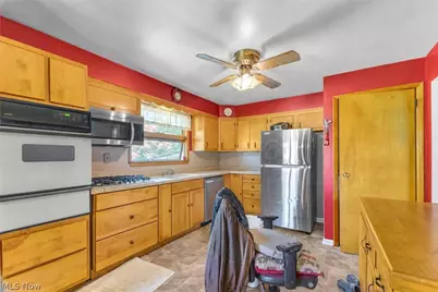 4146 Barclay Messerly Road, Worthington, OH 44470 - Photo 7