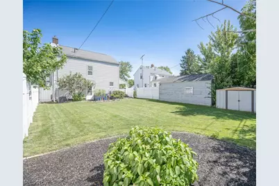 314 Nebraska Ave, Lorain, OH 44052 - Photo 3