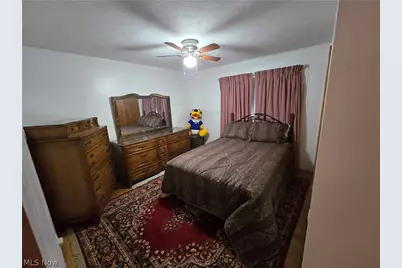6254 S Perkins Road, Huber Heights, OH 44146 - Photo 9