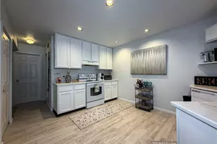 4044 St Andrews Ct, Canfield, OH 44406 - Photo 9