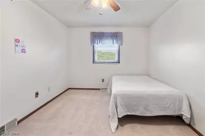 260 Bell Boulevard, Weirton, WV 26062 - Photo 23