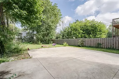 9913 Rosehill Avenue, Loveland, OH 44104 - Photo 27