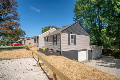 12800 Redwood Avenue NW, Uniontown, OH 44685 - Photo 27