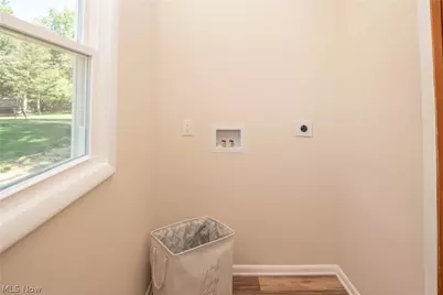 12800 Redwood Avenue NW, Uniontown, OH 44685 - Photo 17