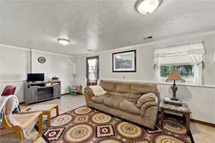 38233 Parkway Blvd, Willoughby, OH 44094 - Photo 13